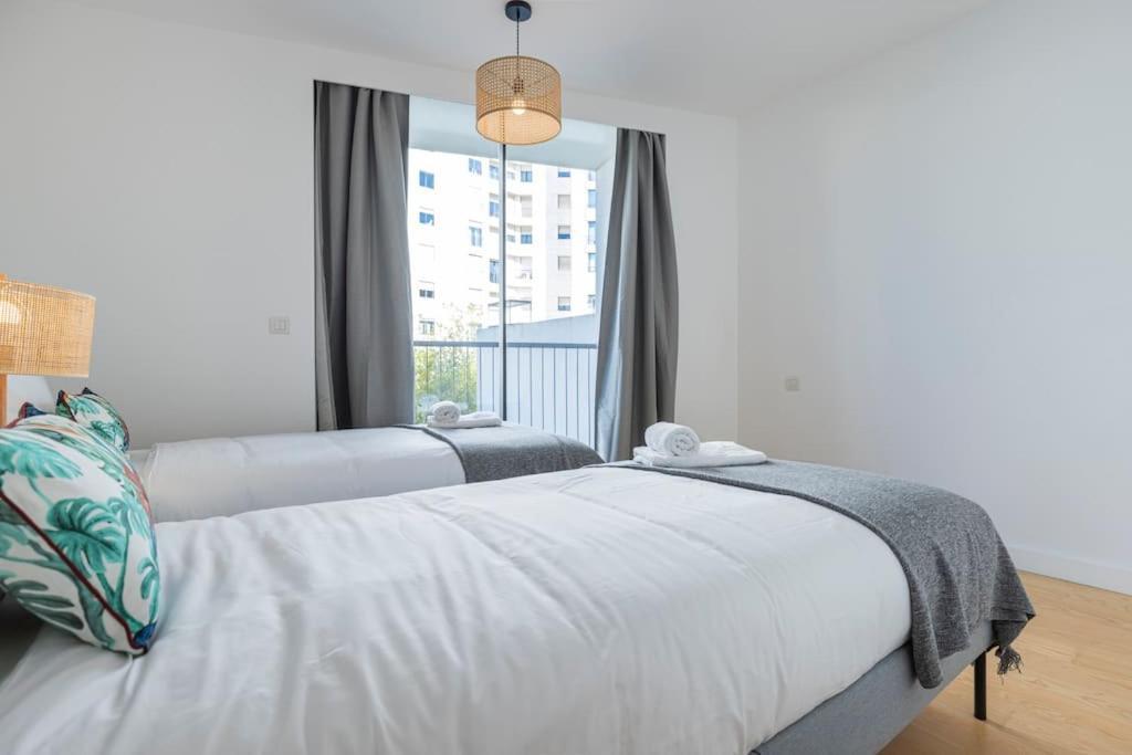 Campolide Lovely 2 Bedroom By Innkeeper Lisbona Esterno foto