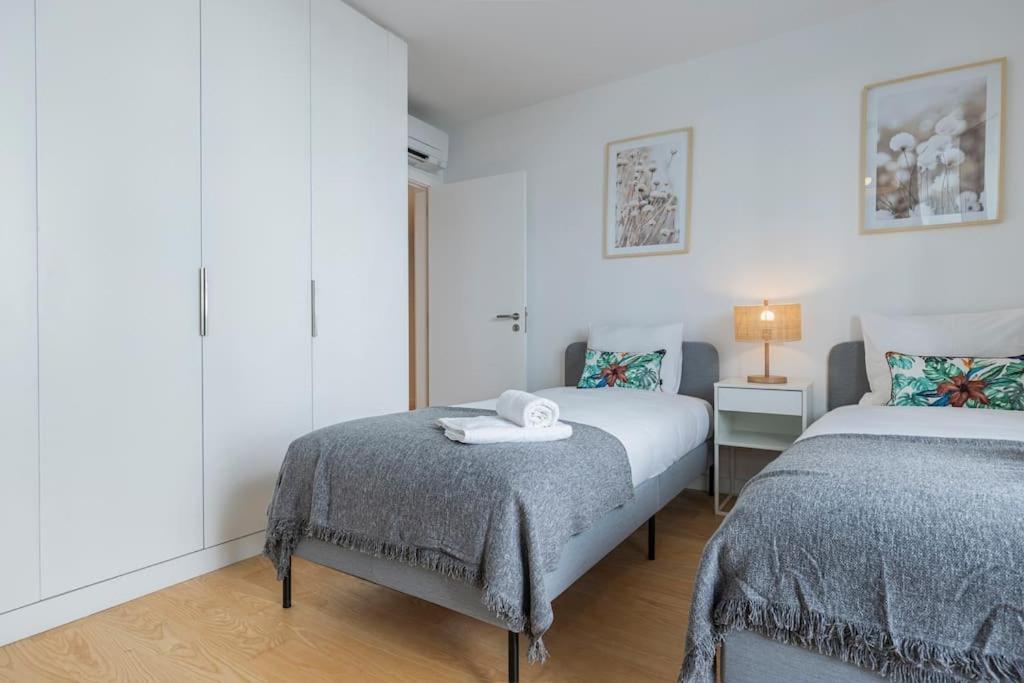 Campolide Lovely 2 Bedroom By Innkeeper Lisbona Esterno foto
