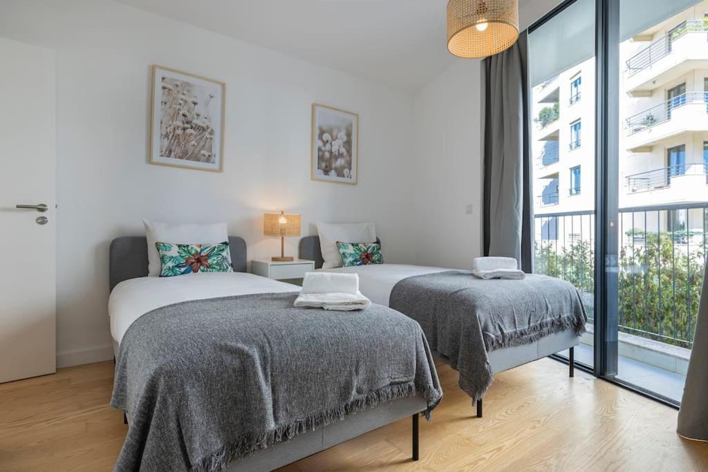 Campolide Lovely 2 Bedroom By Innkeeper Lisbona Esterno foto